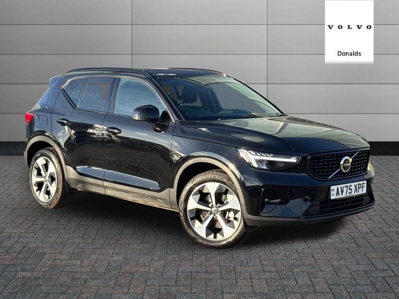 2025 Volvo XC40 2.0 B4 Plus Pro