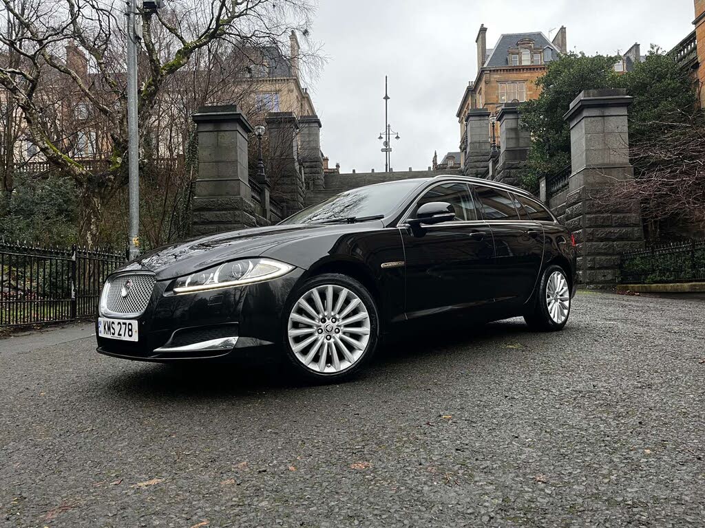 2015 Jaguar XF 2.2TD Luxury (200ps) Sportbrake 5d