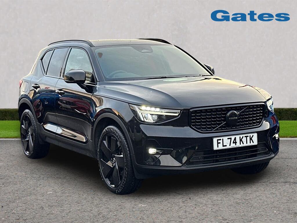 2025 Volvo XC40 2.0 B4 Plus Black Edition
