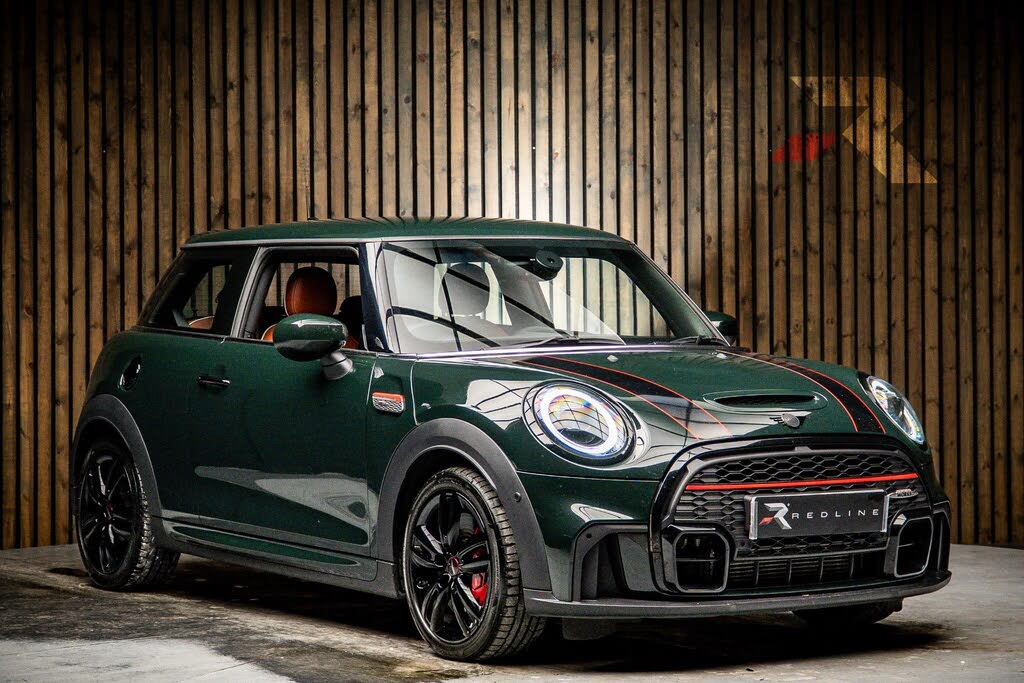 2022 MINI Mini 2.0 John Cooper Works (Premium) Hatchback 3d Auto