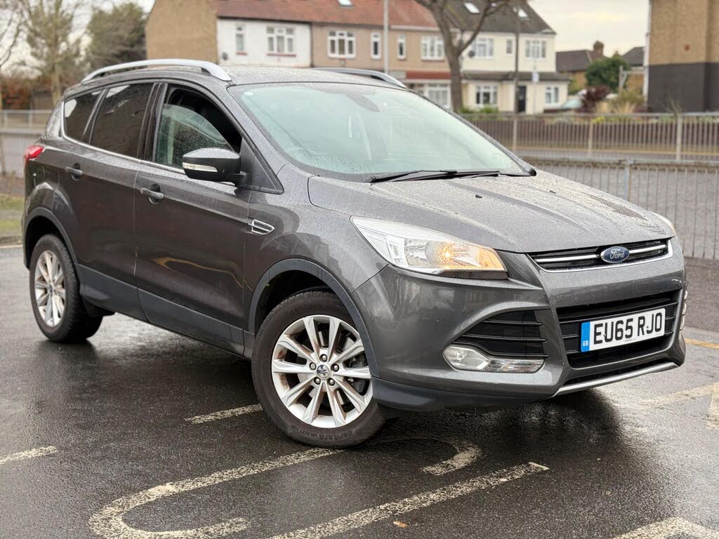 2015 Ford Kuga 2.0TDCi Titanium (150ps)