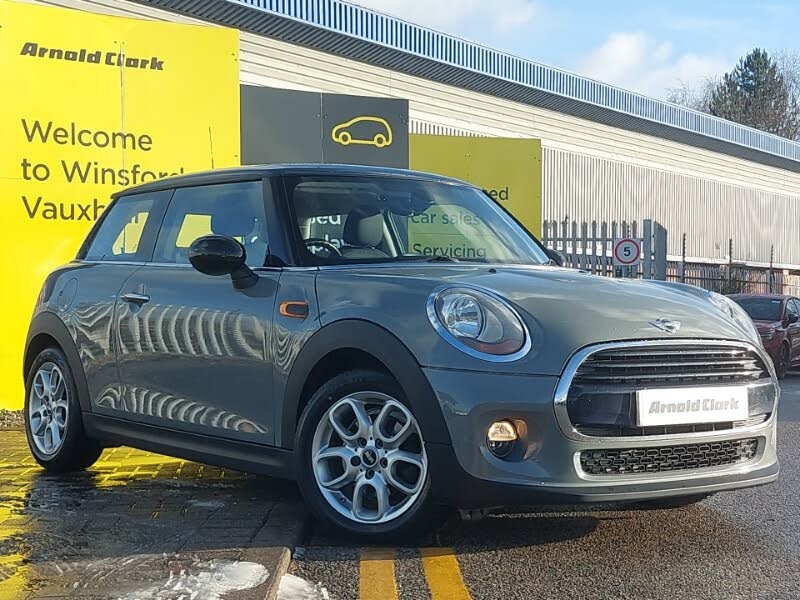 2017 MINI Cooper 1.5 Cooper (s/s) Hatchback 3d