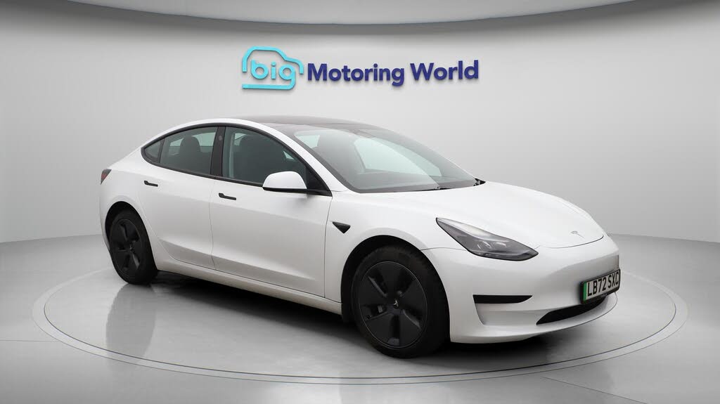 2022 Tesla Model 3 E RWD