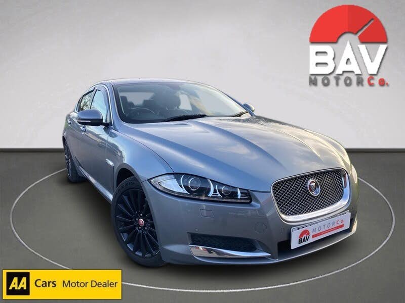2014 Jaguar XF 2.2TD Premium Luxury (200ps) Saloon 4d