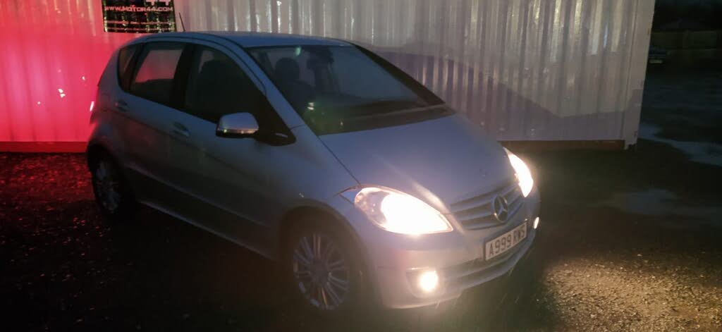 2011 Mercedes-Benz A-Class 1.5 A160 Elegance SE CVT