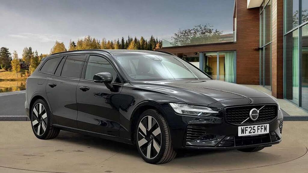 2025 Volvo V60 2.0 T8 Ultra