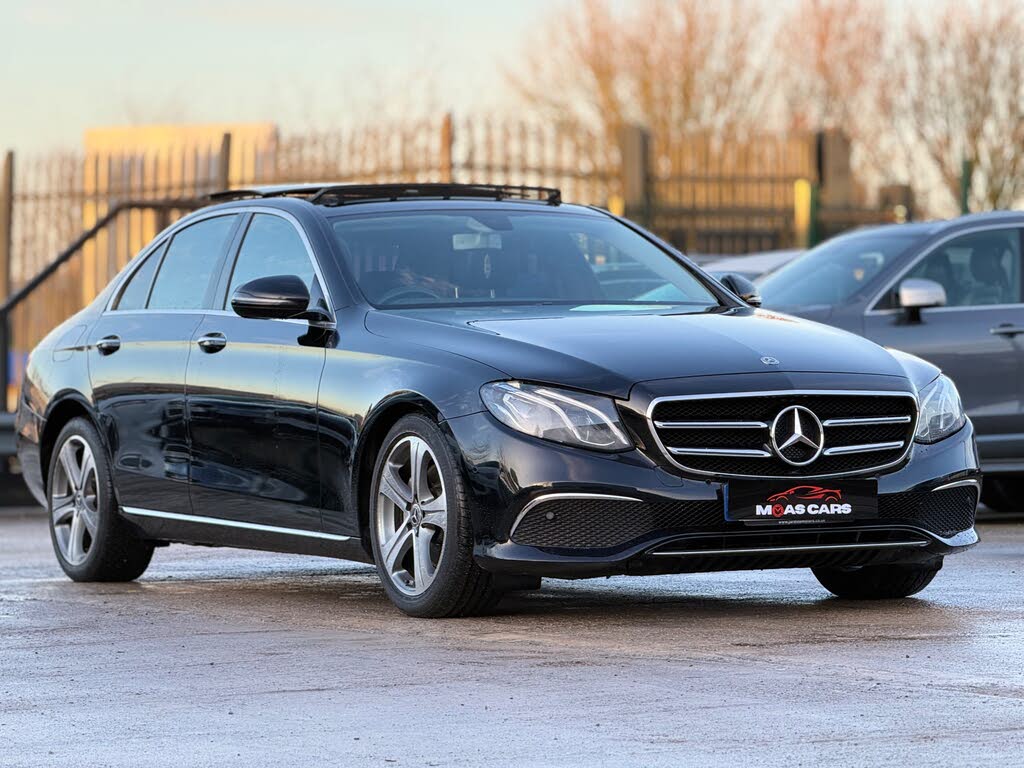 2019 Mercedes-Benz E-Class 2.0d E220d SE (Premium) Saloon 4d Plus