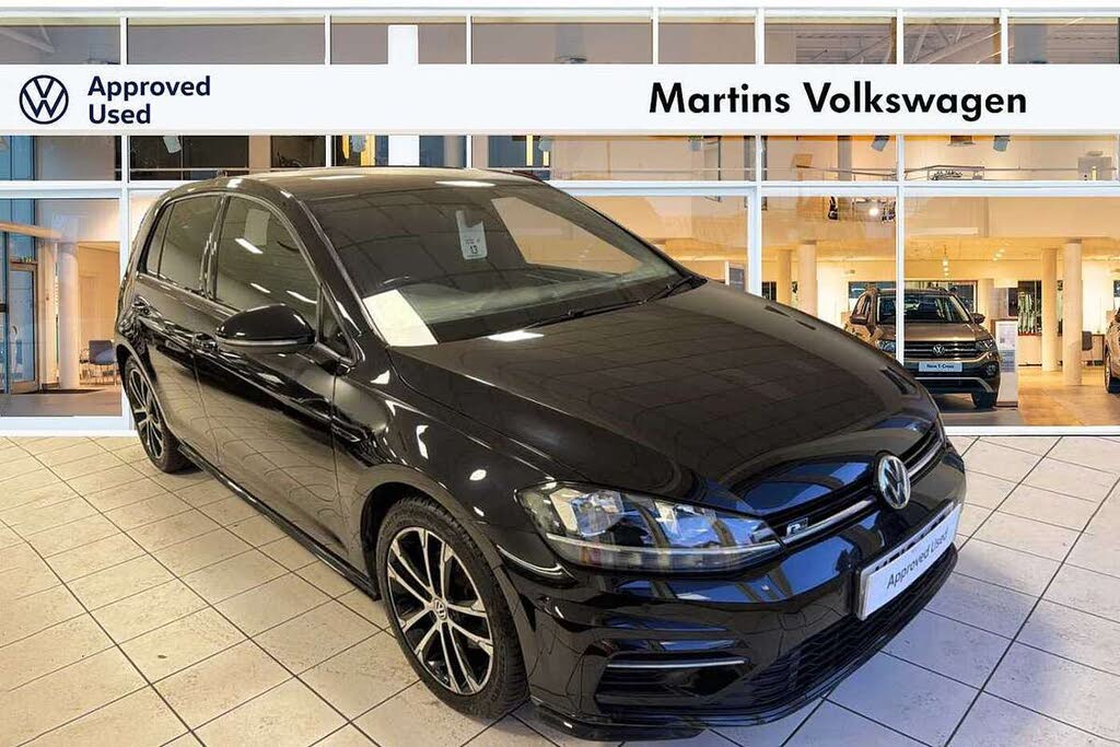 2019 Volkswagen Golf 1.5 TSI R-Line 5d