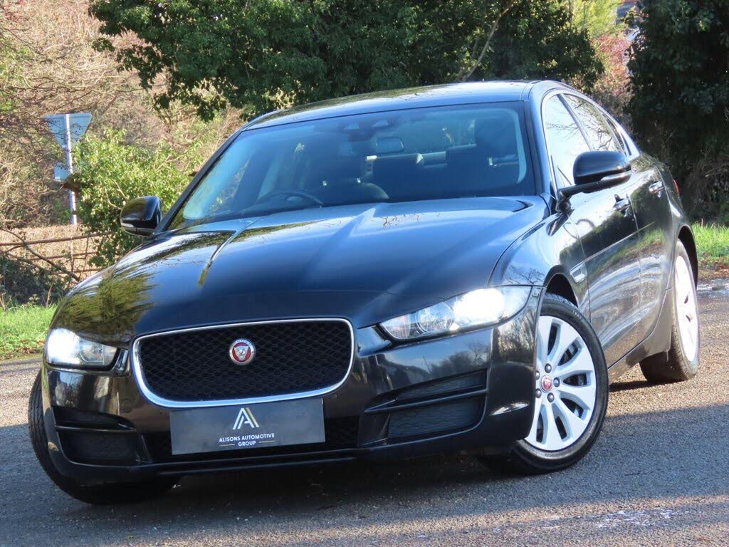 2015 Jaguar XE 2.0TD Prestige (163ps)
