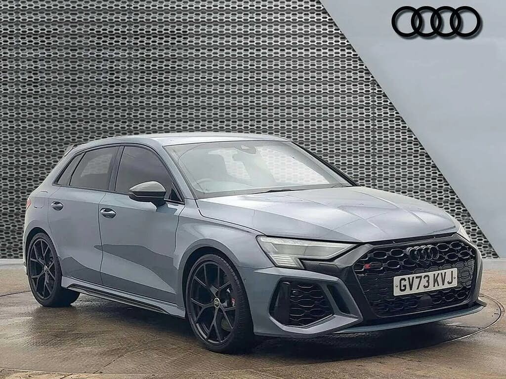2024 Audi RS3 2.5 TFSI Carbon Black Sportback 5d
