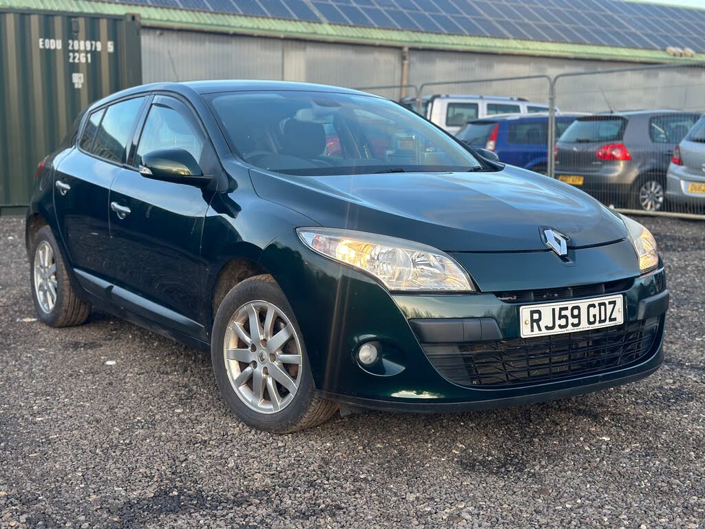 2009 Renault Megane 2.0 Privilege 140 Hatchback 5d 1997cc CVT