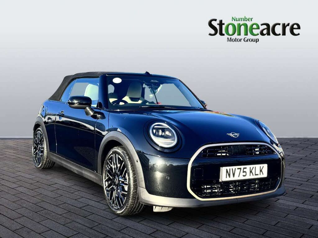 2025 MINI Mini 2.0 Cooper C Exclusive