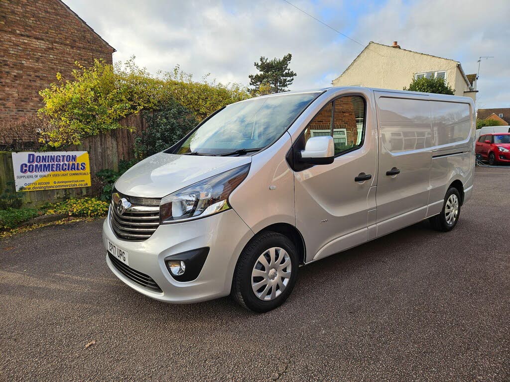 2017 Vauxhall Vivaro 1.6CDTi Sportive 2900 L2H1 (120PS)(EU6) Panel
