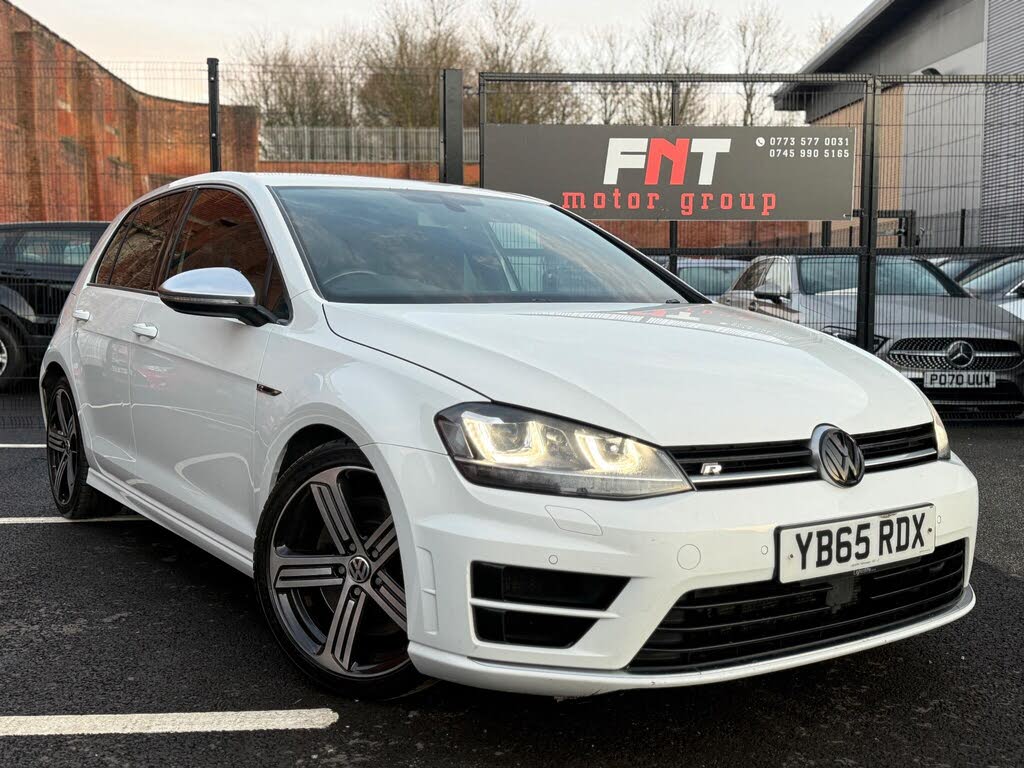 2015 Volkswagen Golf 2.0 TSI R Hatchback 5d DSG