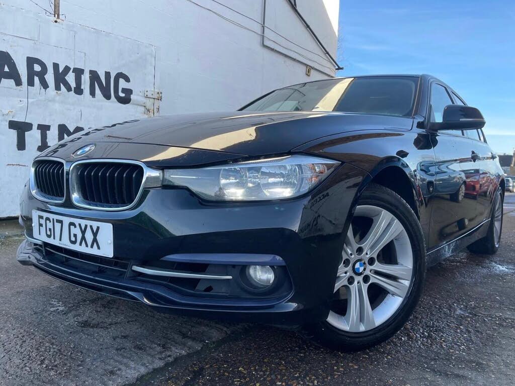 2017 BMW 3 Series 2.0 320i Sport Saloon 4d Auto