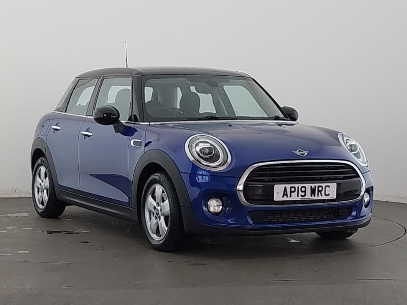 2019 MINI Mini 1.5 Cooper Classic Hatchback 5d Auto