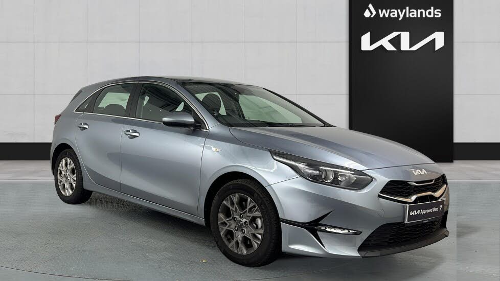 2025 Kia ceed 1.5 T-GDi 2 Hatchback