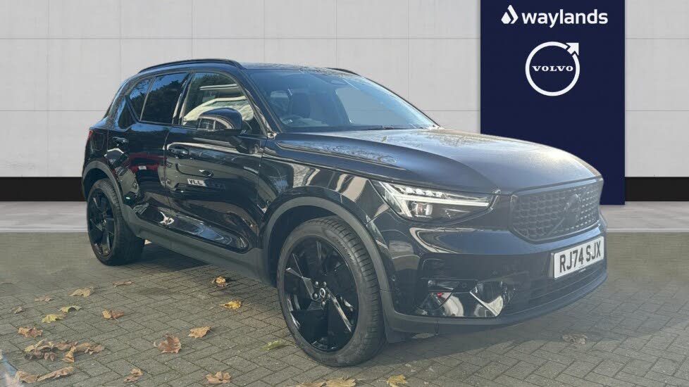 2024 Volvo XC40 2.0 B4 Ultra Black Edition