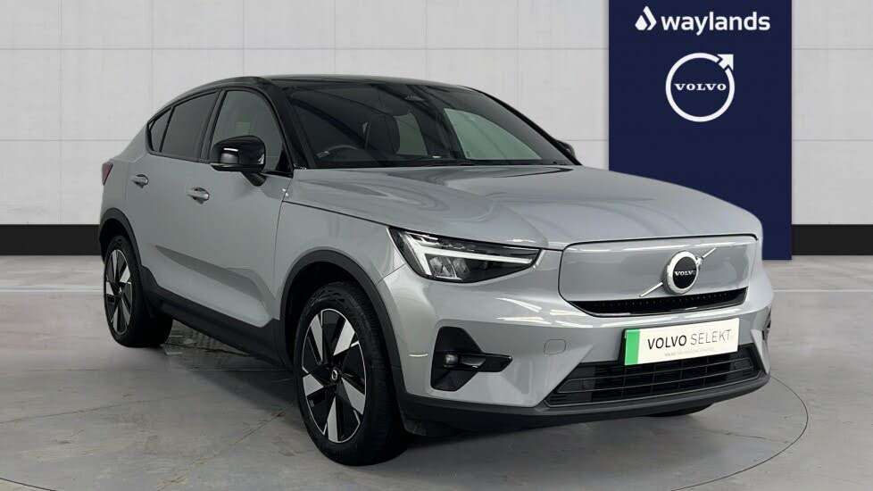 2025 Volvo EC40 E Twin Plus