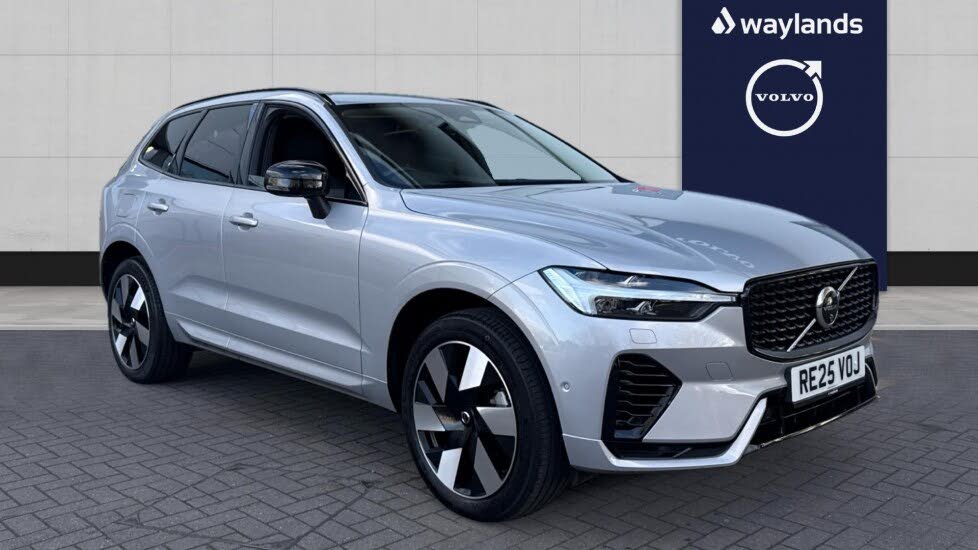 2025 Volvo XC60 2.0 T8 Ultra (Dark