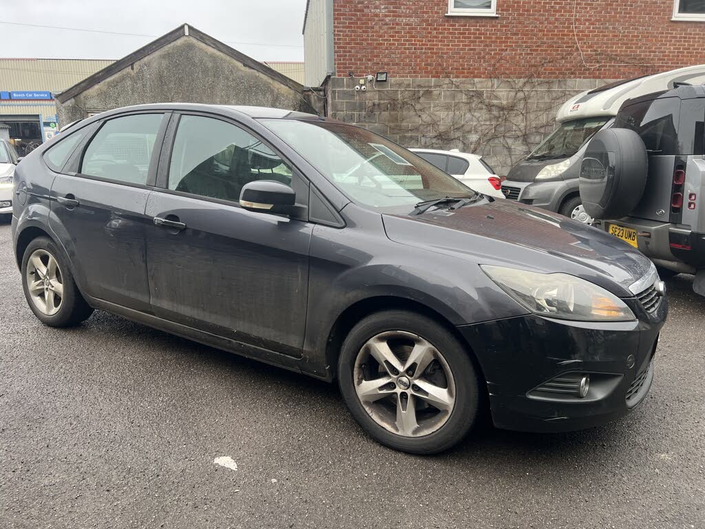 2010 Ford Focus 1.6 Zetec Hatchback 5d