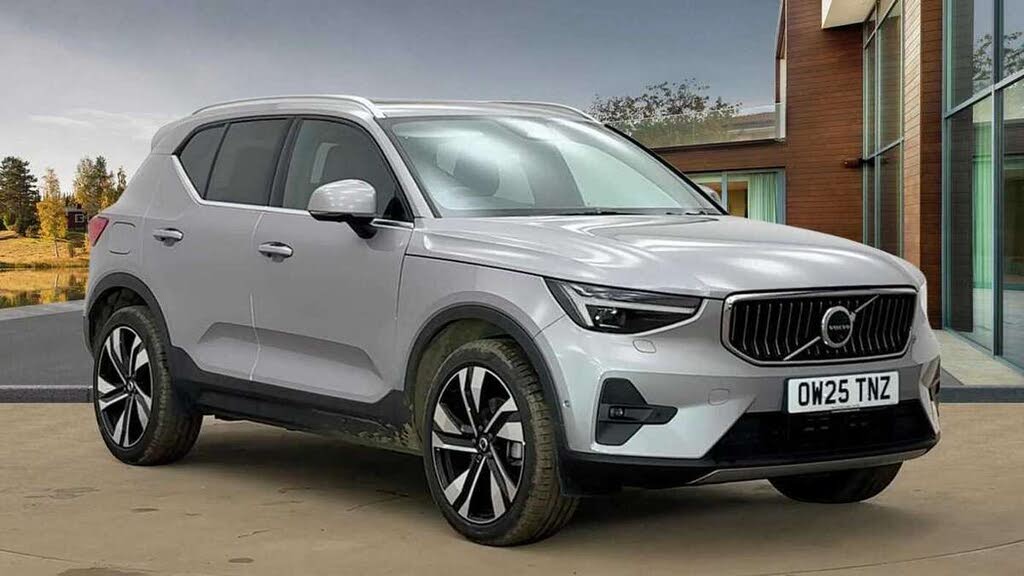 2025 Volvo XC40 2.0 B4 Ultra (Bright