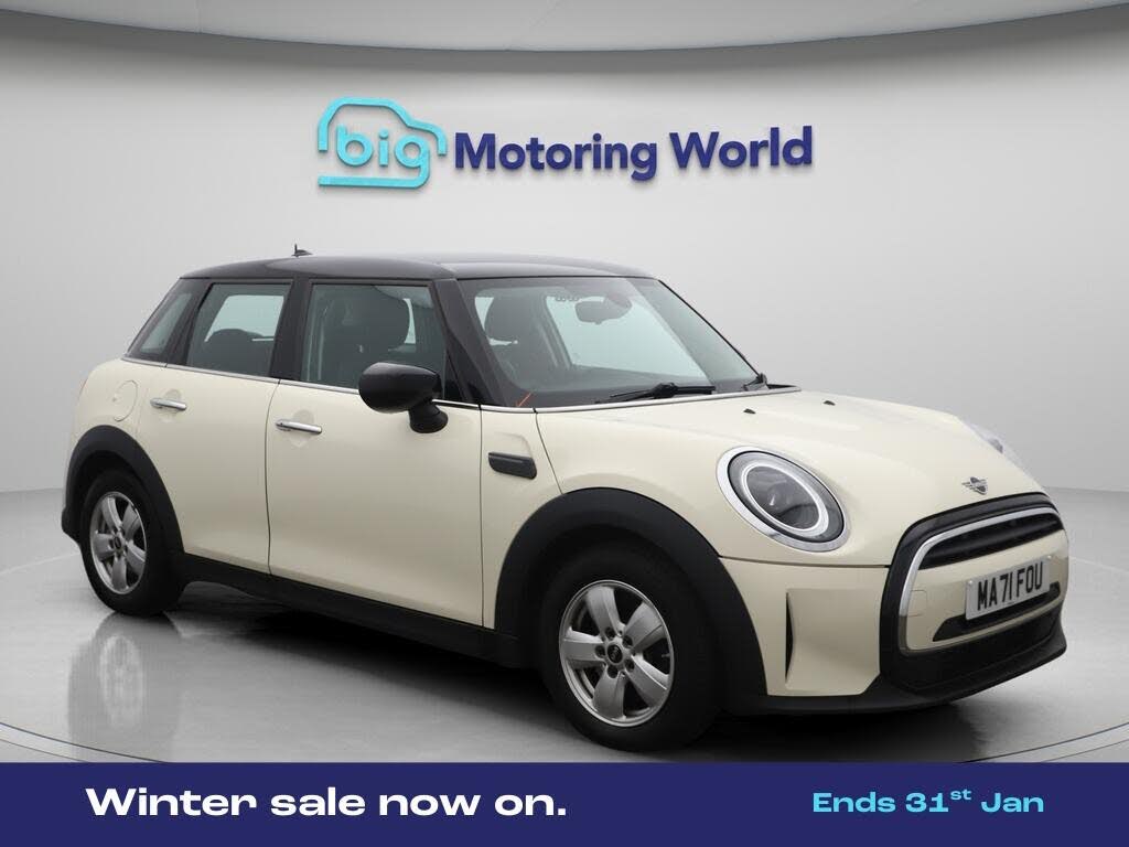 2021 MINI Mini 1.5 Cooper Classic Hatchback 5d Auto