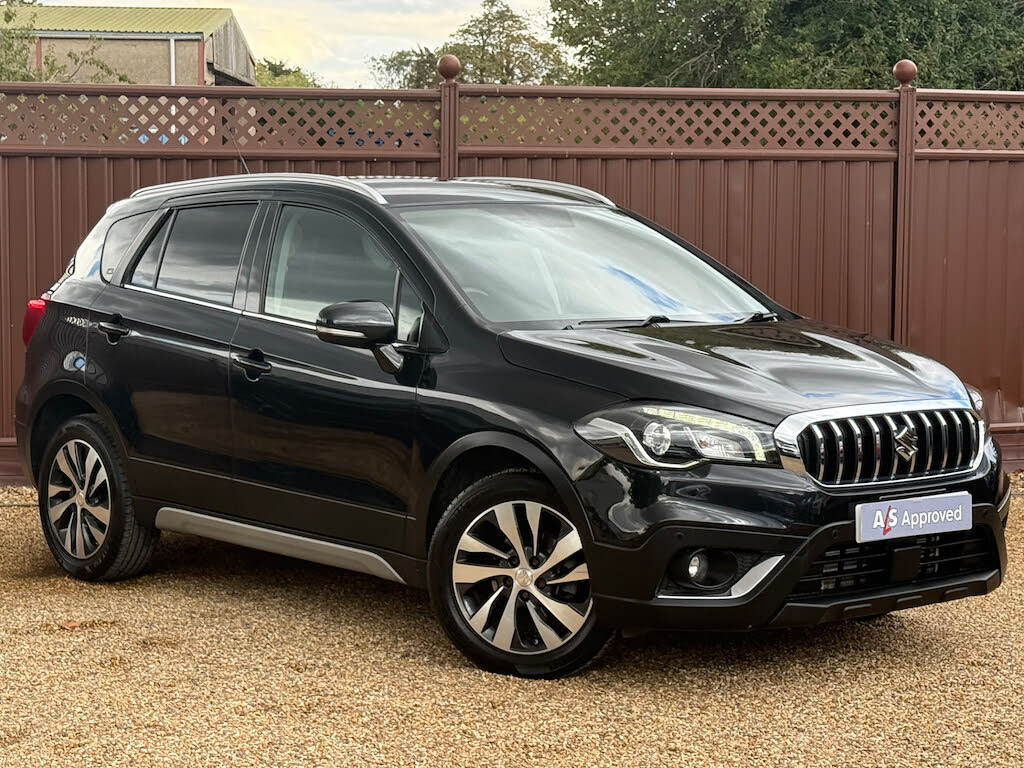 Cosmic Black Metallic 2017 Suzuki SX4 S-Cross Hatchback Front-wheel drive Automatic