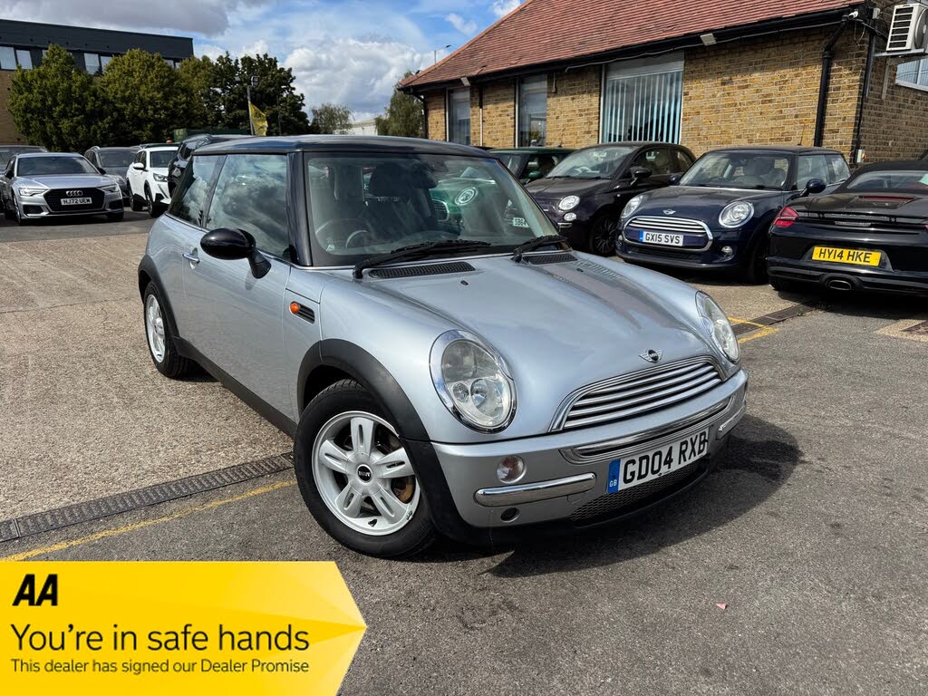 Silver 2004 MINI Hatchback Hatchback Front-wheel drive Automatic