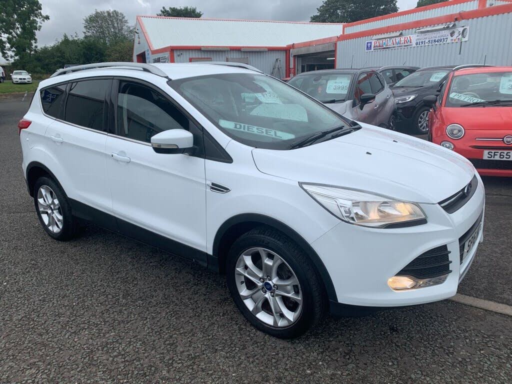 White 2016 Ford Kuga SUV/Crossover Front-wheel drive Manual