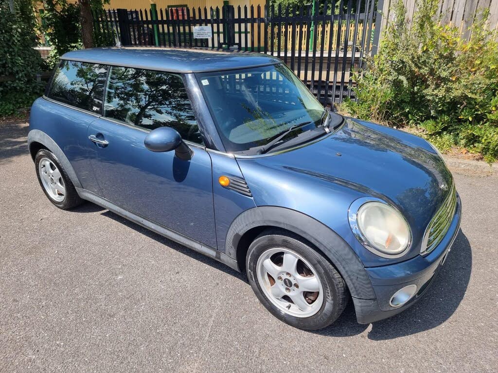 2009 MINI Hatchback