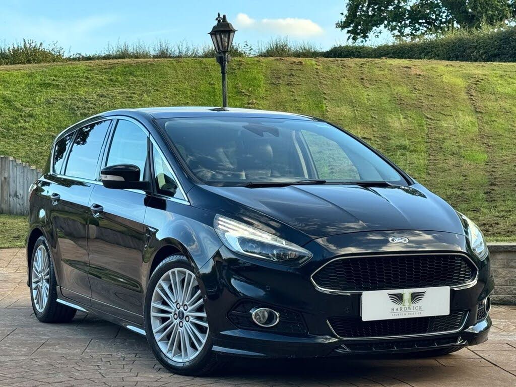 Black 2016 Ford S-MAX MPV All-wheel drive Automatic