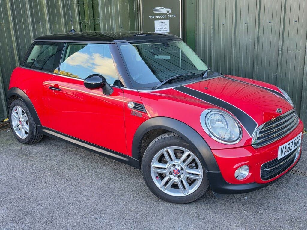 Red 2012 MINI Hatchback Hatchback Front-wheel drive Manual